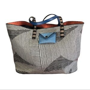 Marc by Marc Jacobs Tote Bag in Multi-Pattern and Colour